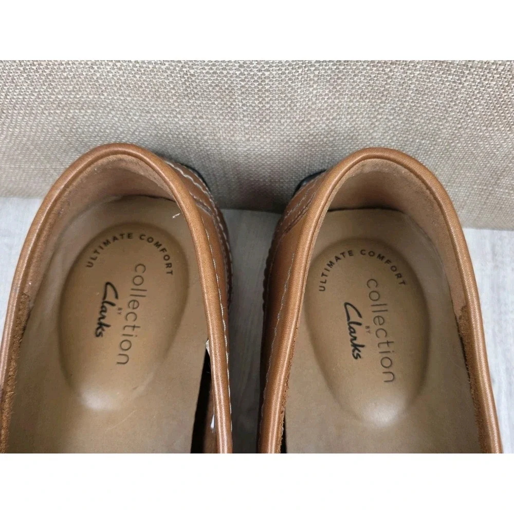 Clarks Ashmont Race Mens 9.5M Light Tan Leather Driving Moccasin Loafers Shoes